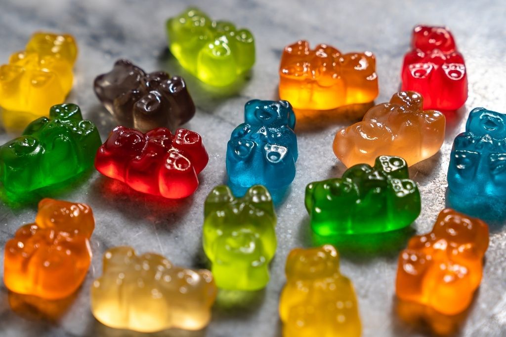 Key Factors To Consider When Selecting A CBD Gummy Manufacturer